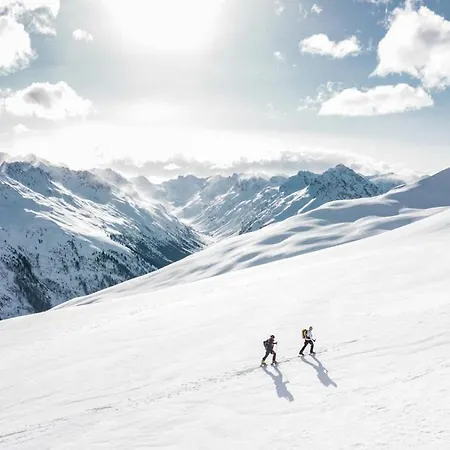 Grand Roc A - 3 Bedrooms Next To Skilift - By Cozee Apartment Chamonix
